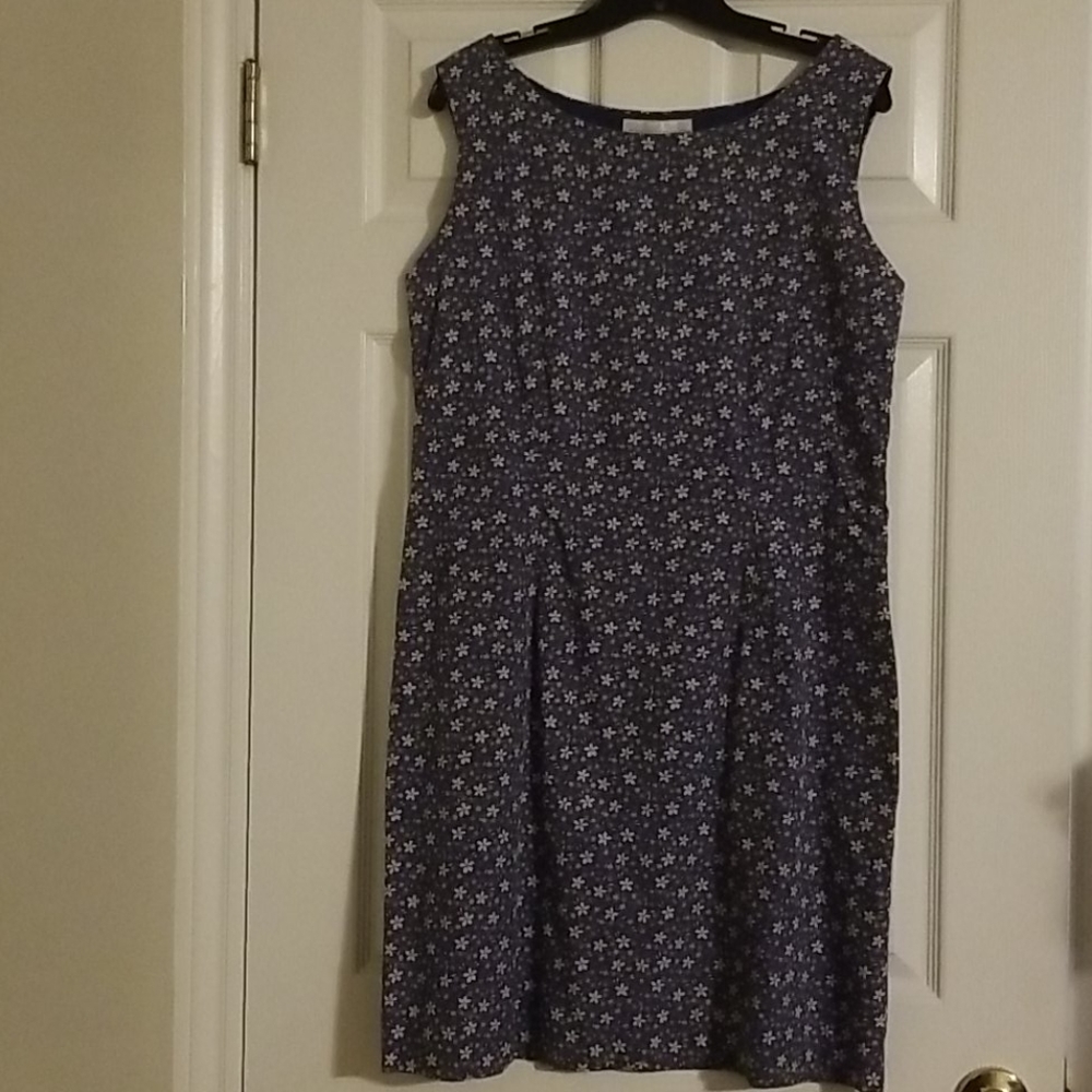 Casual Corner size 16 dress